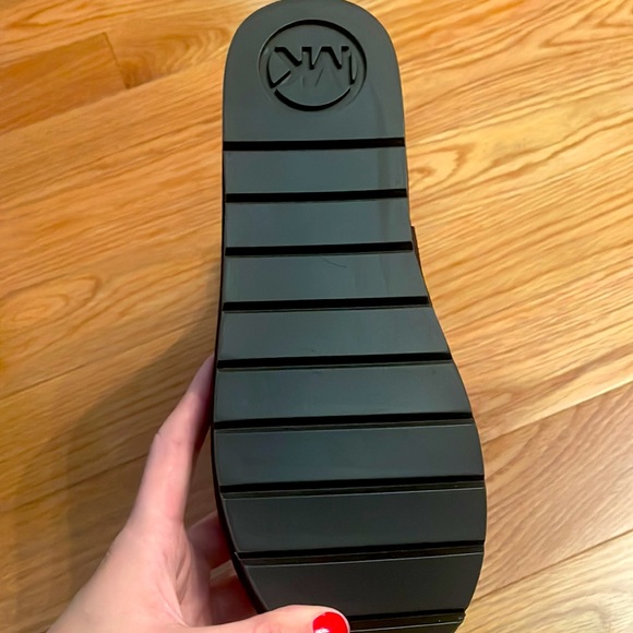 Michael Kors mid-calf Winter boots - Picture 4 of 4